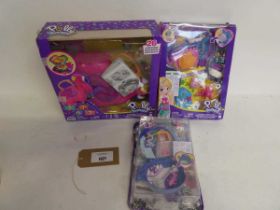 +VAT Quantity of Polly Pocket toys incl. Flamingo Party, Tiny Power seashell purse and Freezing