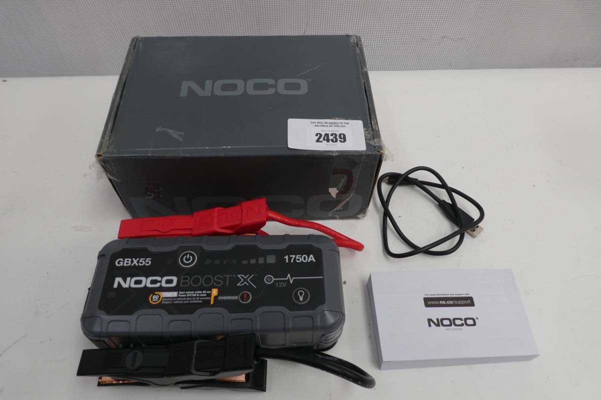 +VAT NOCO BoostX GBX55 car battery charger