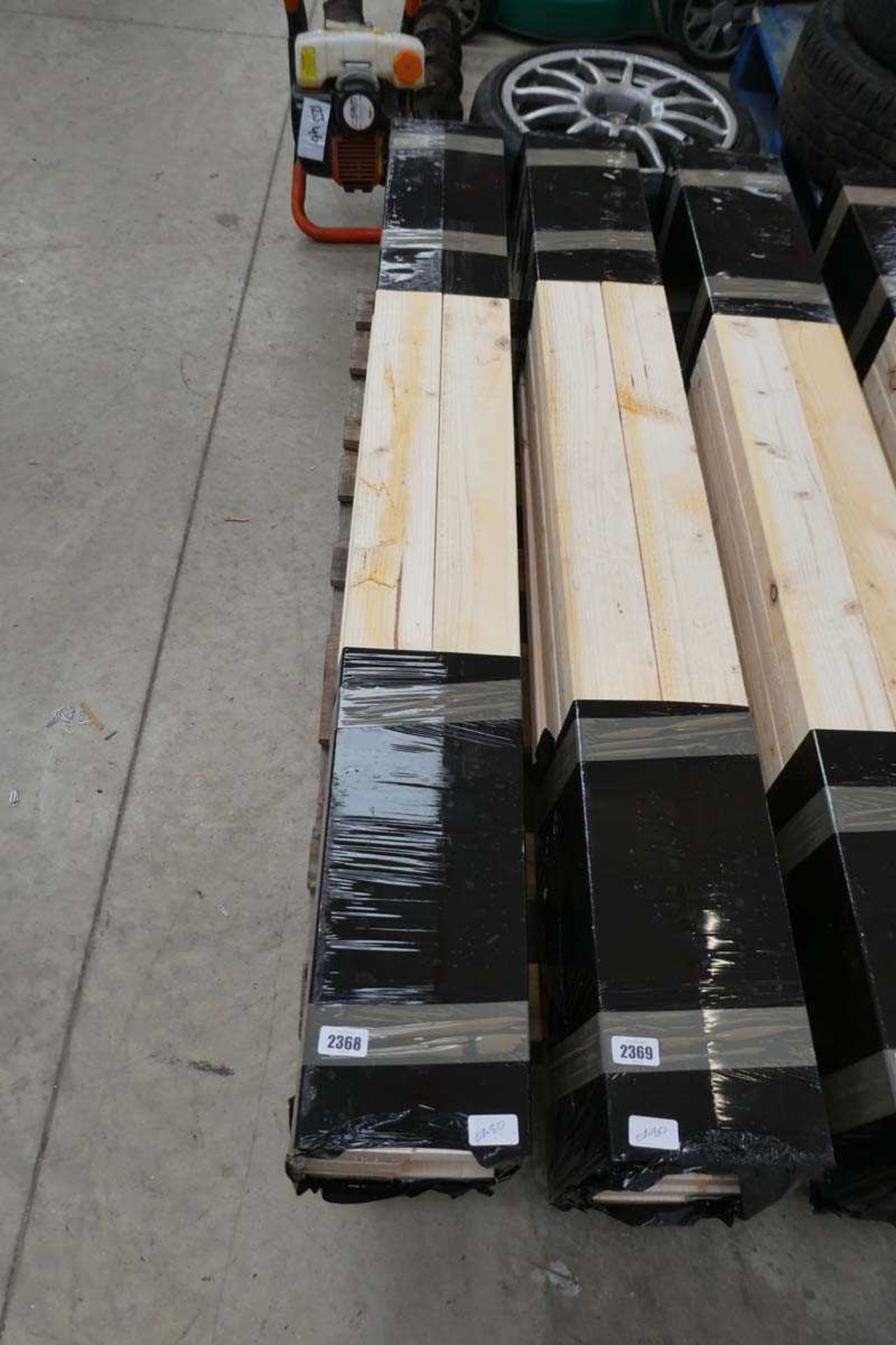 10 lengths of 3x2 CLS timber