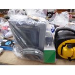 +VAT Quantity of mixed electrical items incl. outdoor weatherproof cable reel, 4 socket extension
