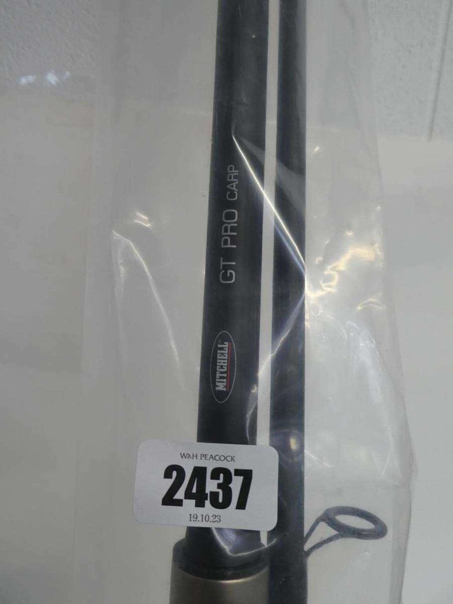 Mitchell GT Pro carp rod (2 piece, 2.5 test curve) - Image 2 of 2