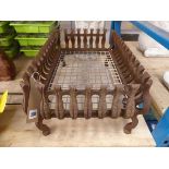 Cast iron fire grate