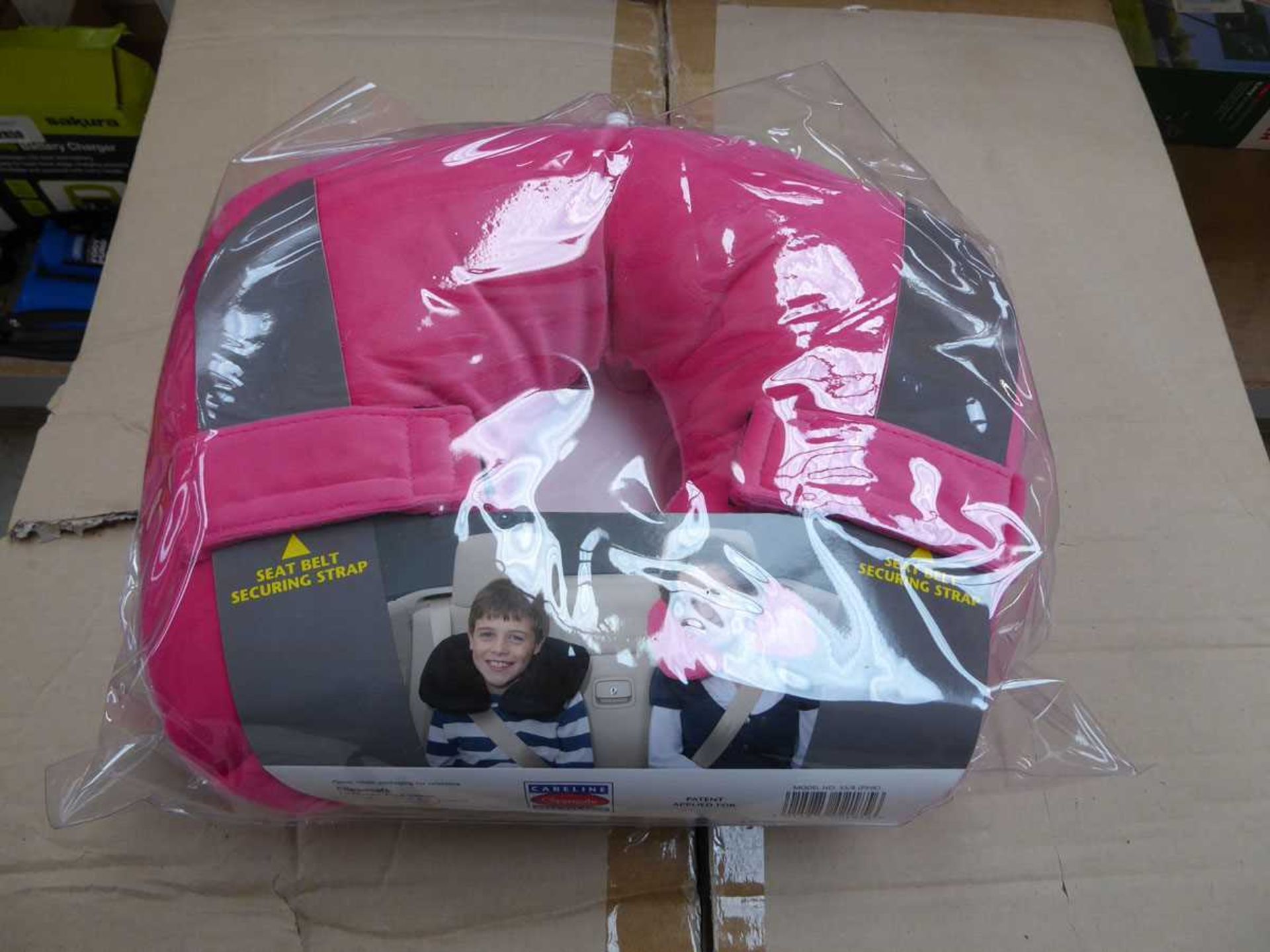 Box containing approx. 24 pink car neck cushions - Image 2 of 2