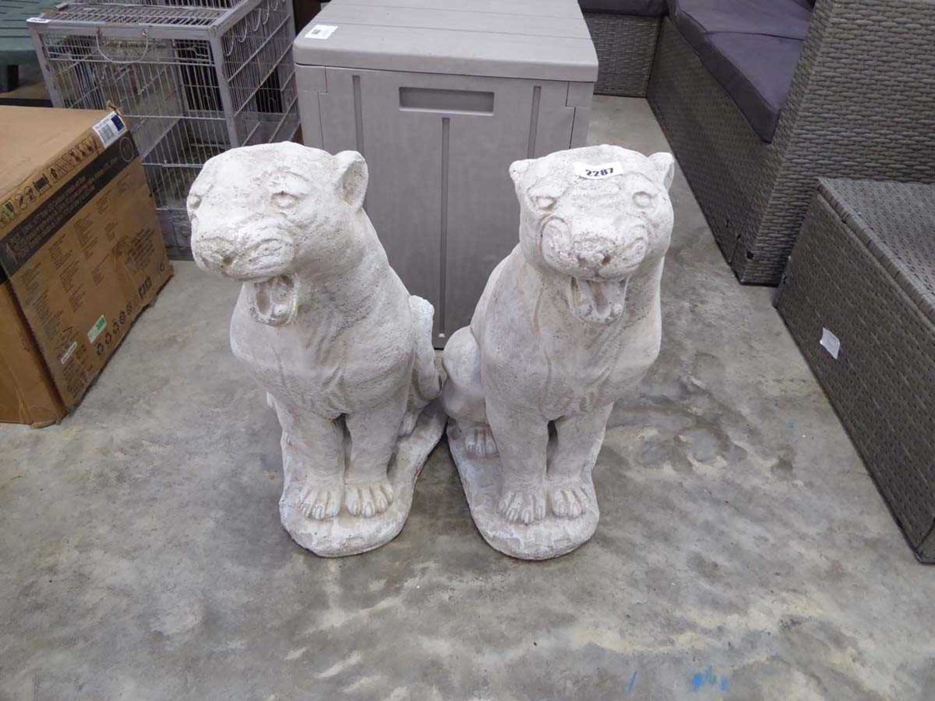 Pair of concrete panthers / Leopards