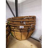 6 40cm wire baskets with integrated coco liners
