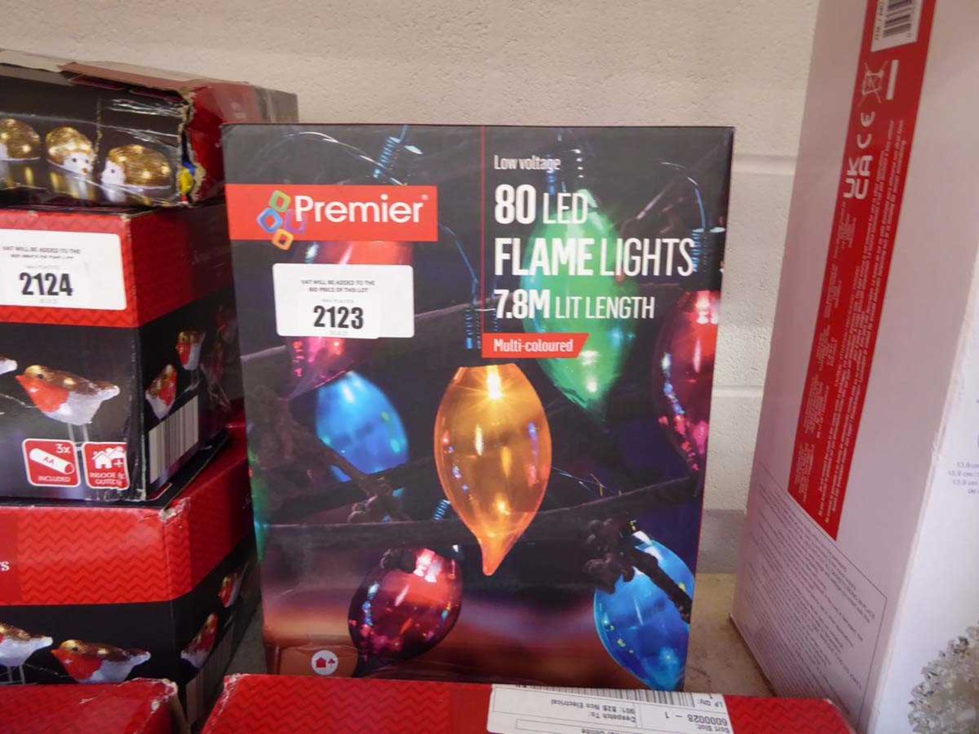 +VAT Boxed set of 80 LED multicoloured flame lights