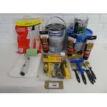 +VAT Quantity of mixed decorating and painting items incl. 6 piece wall hanging kit, quantity of