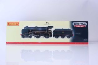 Hornby 00 scale model BR 4-4-0 Schools Class 'St Paul's' with Digital Sound, boxed
