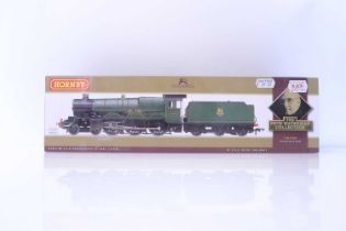 Hornby 00 scale model R 2822 BR 4-6-0 Castle Class 7P 'Earl Cairns' from the Pete Waterman