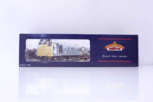 Bachmann Branch-Line 1:76/00 scale model 32-325 Class 25/I BO-BO Diesel D2514 Green, boxed