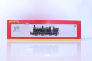 Hornby 00 scale model R2625X SR 0-4-4T Class M7 Locomotive III, boxed Some glue damage to rear of