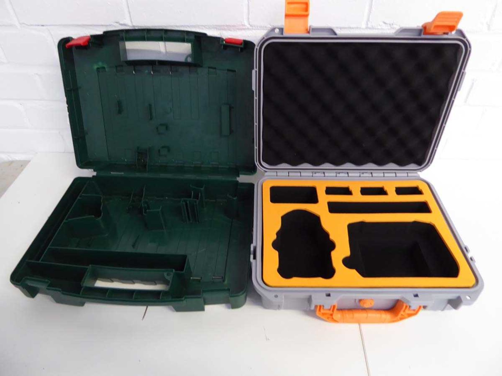 +VAT Empty Bosch drill case with empty Siwuxe case - Image 2 of 2