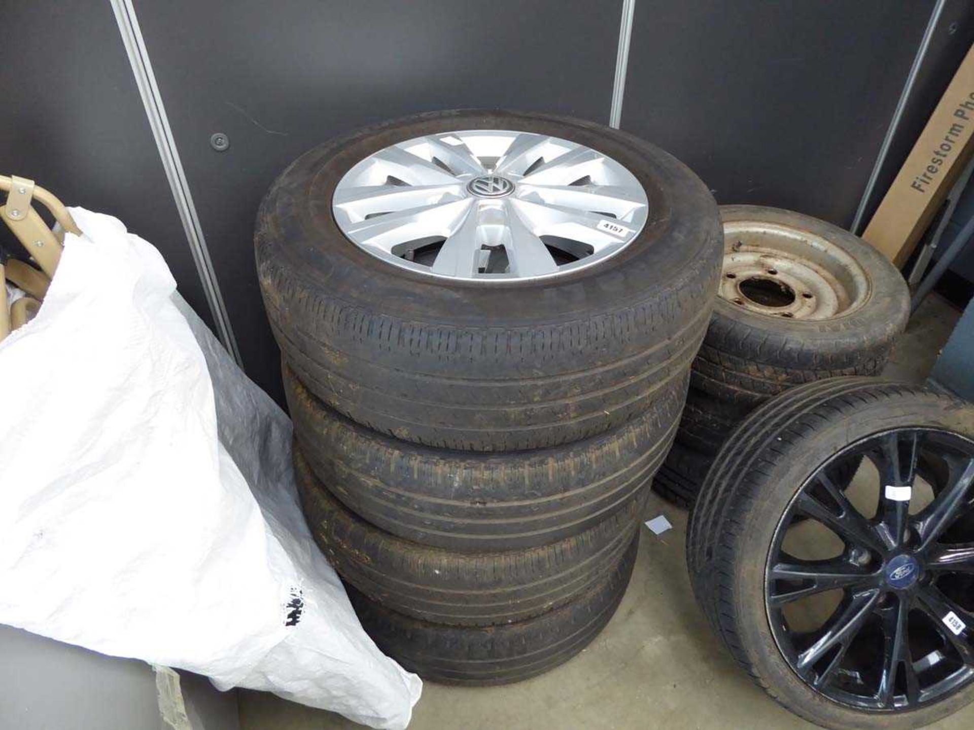 4 VW alloy wheels and tyres