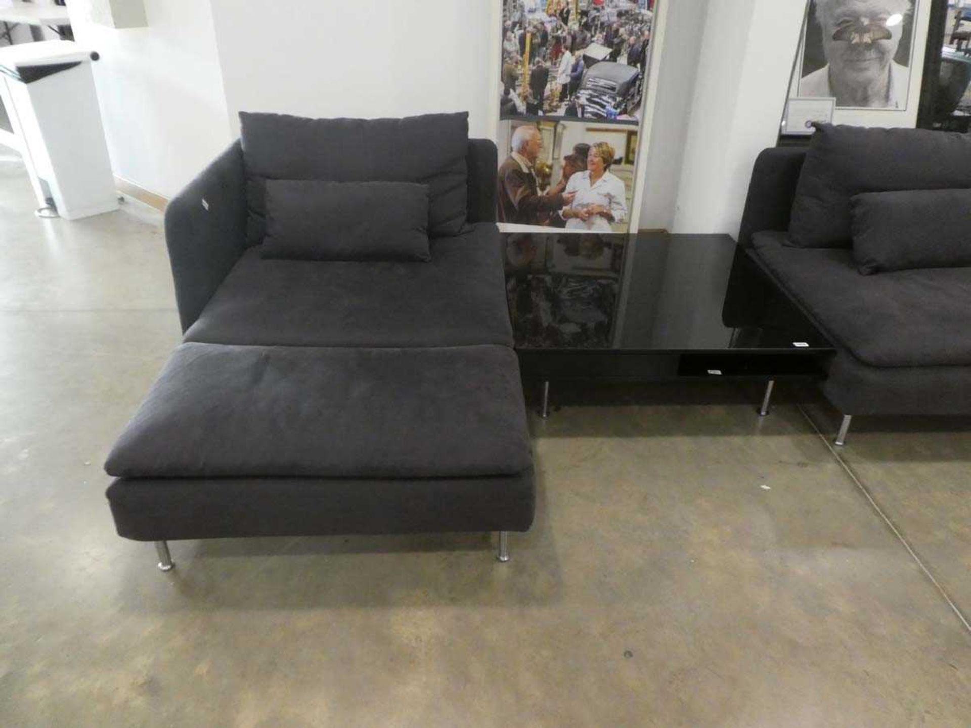 Grey fabric modular sofa in 4 sections plus a pair of high glass coffee tables - Image 2 of 4