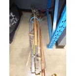 Small quantity of assorted garden tools