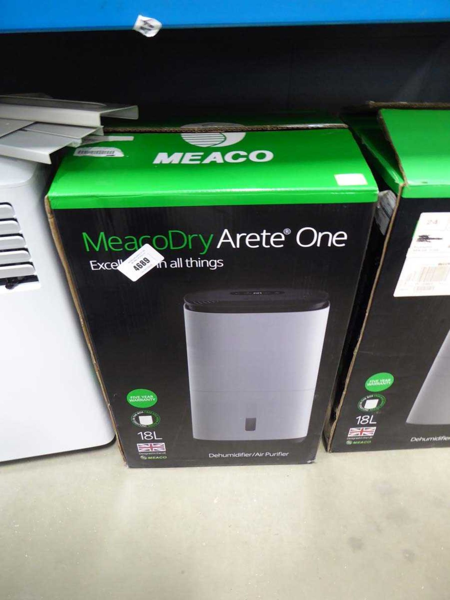 +VAT Boxed Meaco air cooler