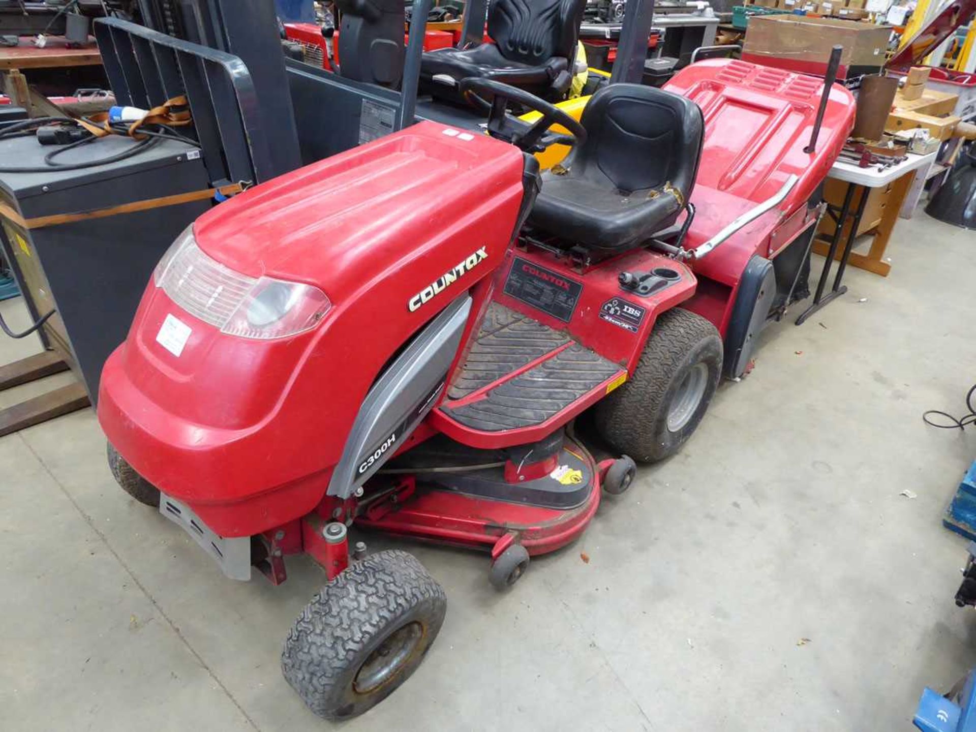 Countax C300H ride on lawnmower