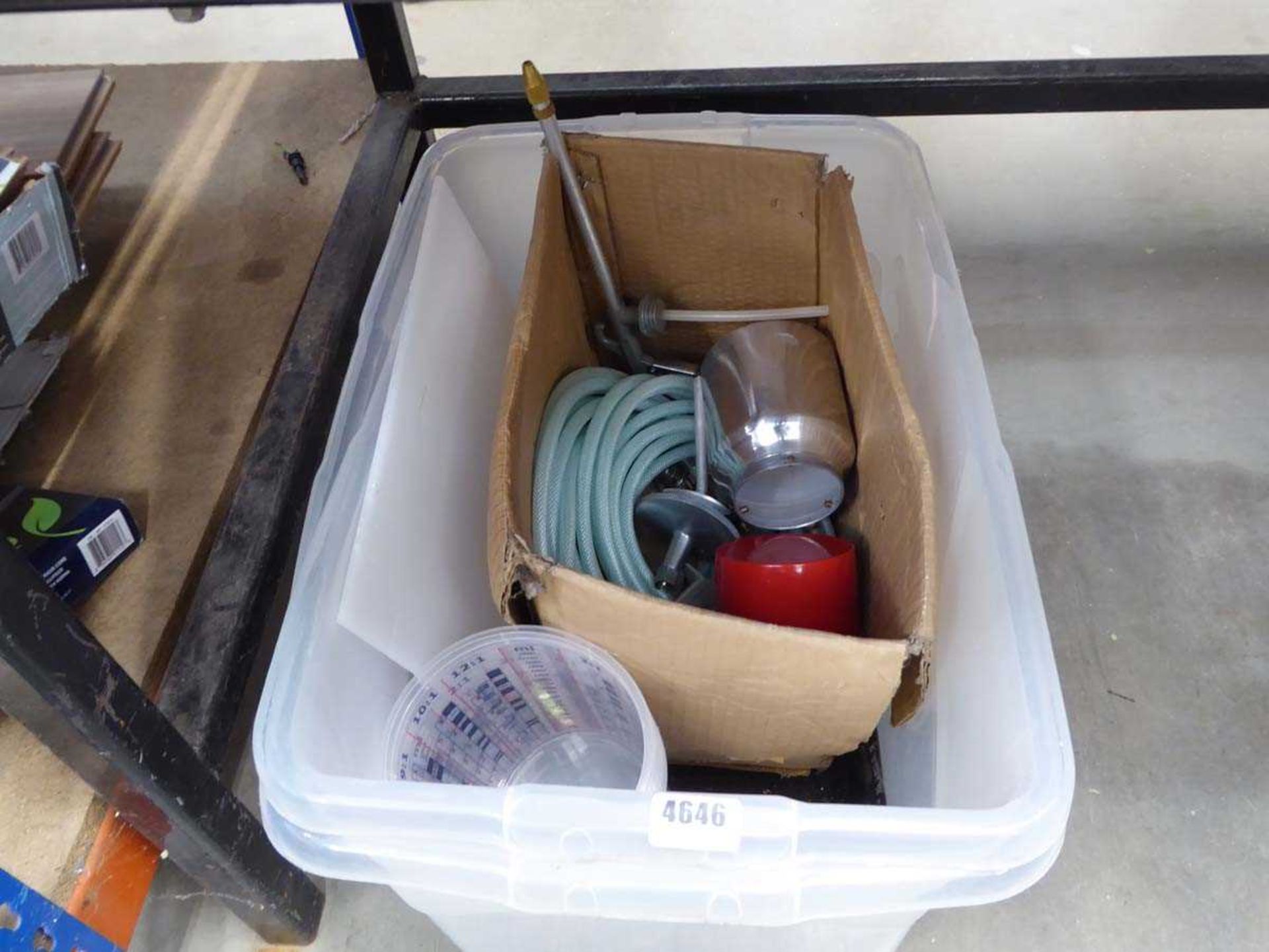 Box containing spray gun, hose, paint pots etc.