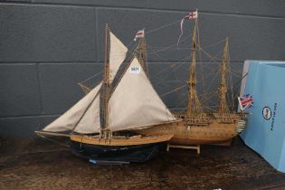 Model of sailing boat plus a gun ship