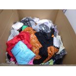 +VAT Pallet containing mixed ladies and men's clothing