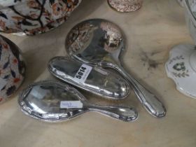 3 white metal dressing table pieces
