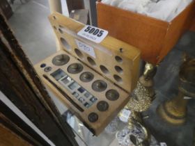Set of scale weights, boxed