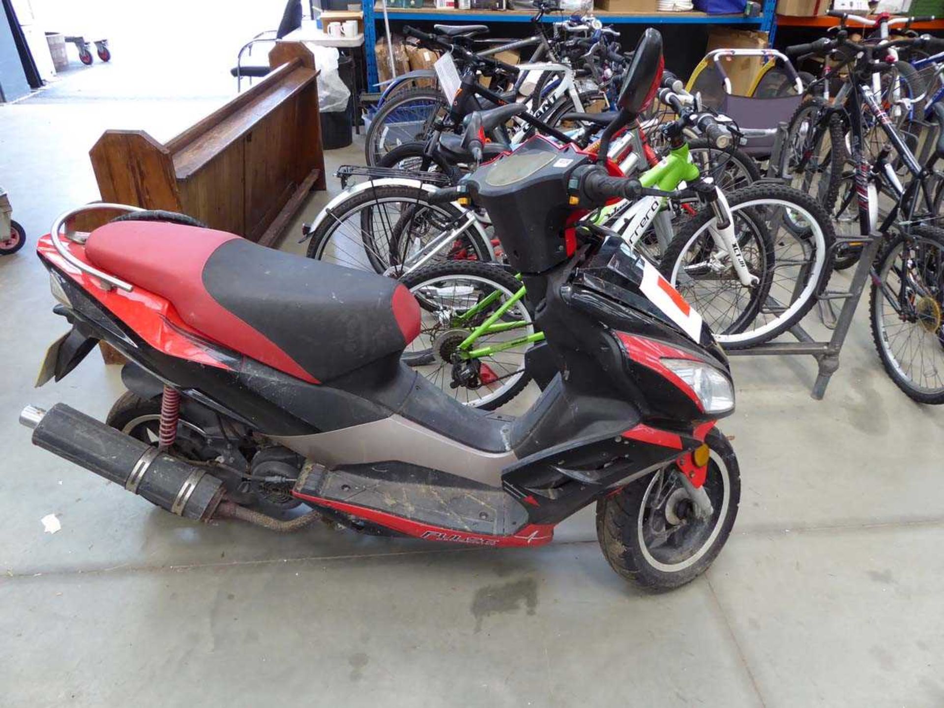 (SY12 AFJ) Pulse T-74 Lightspeed 2 scooter in black and red, 125cc petrol, first registered 01/03/ - Image 2 of 4