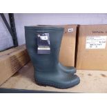 5 pairs of mens traditional full length Wellington boots (size 12)