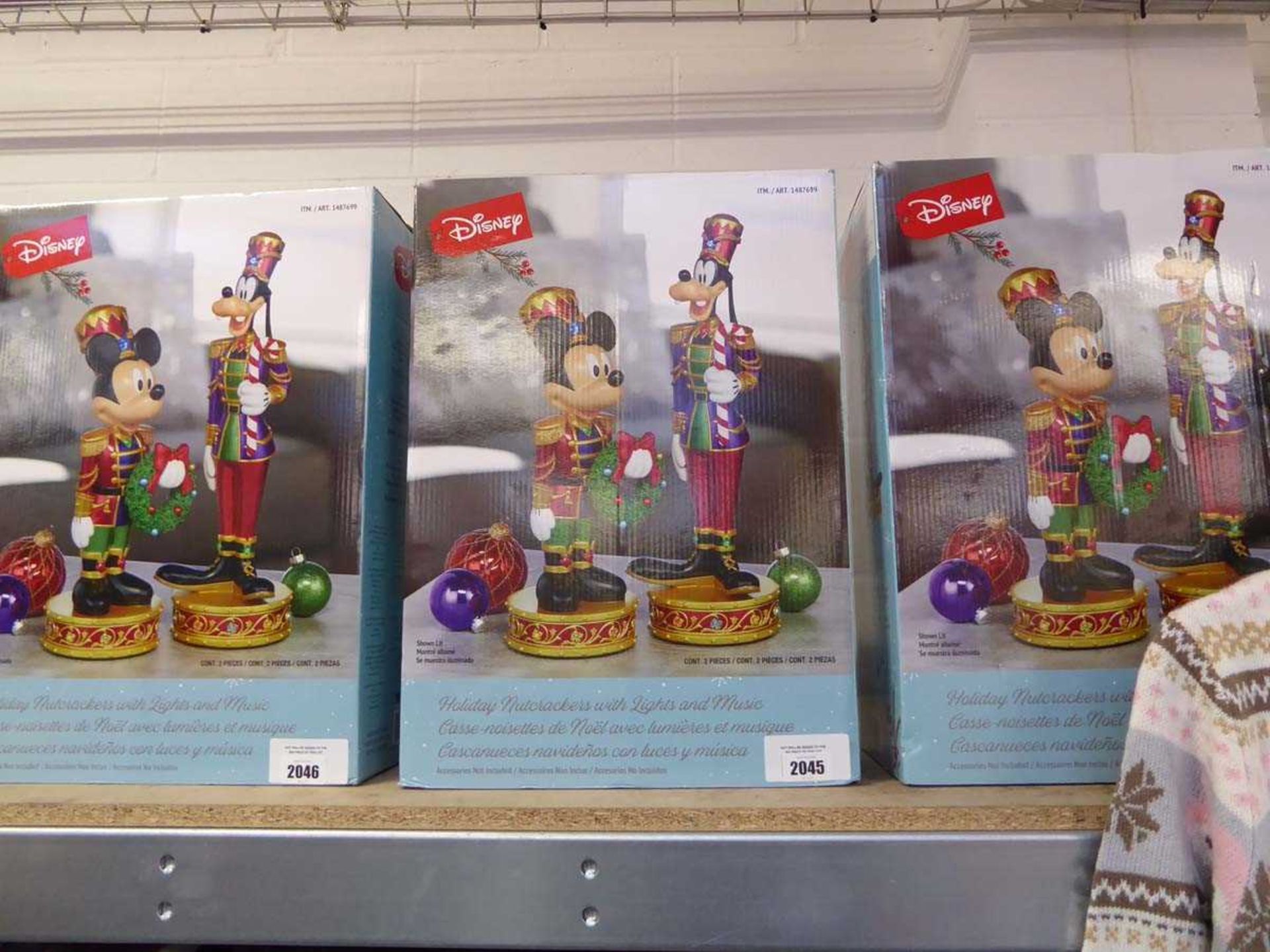 +VAT Disney light up 2 piece holiday Nutcracker, boxed