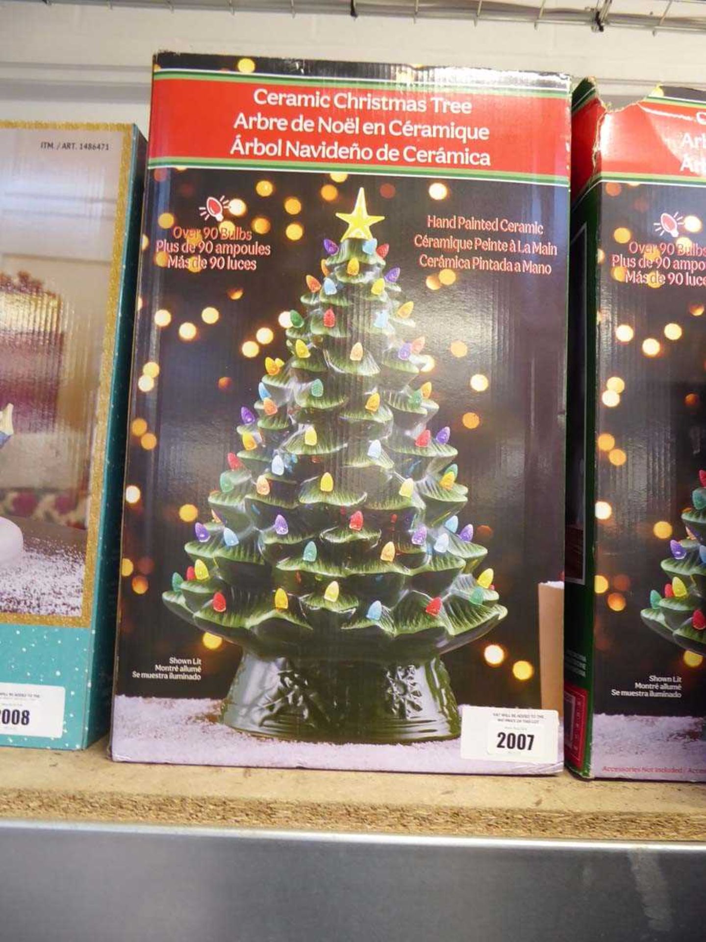 +VAT LED light up ceramic table top Christmas tree, boxed