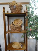 +VAT Quantity of various basket ware