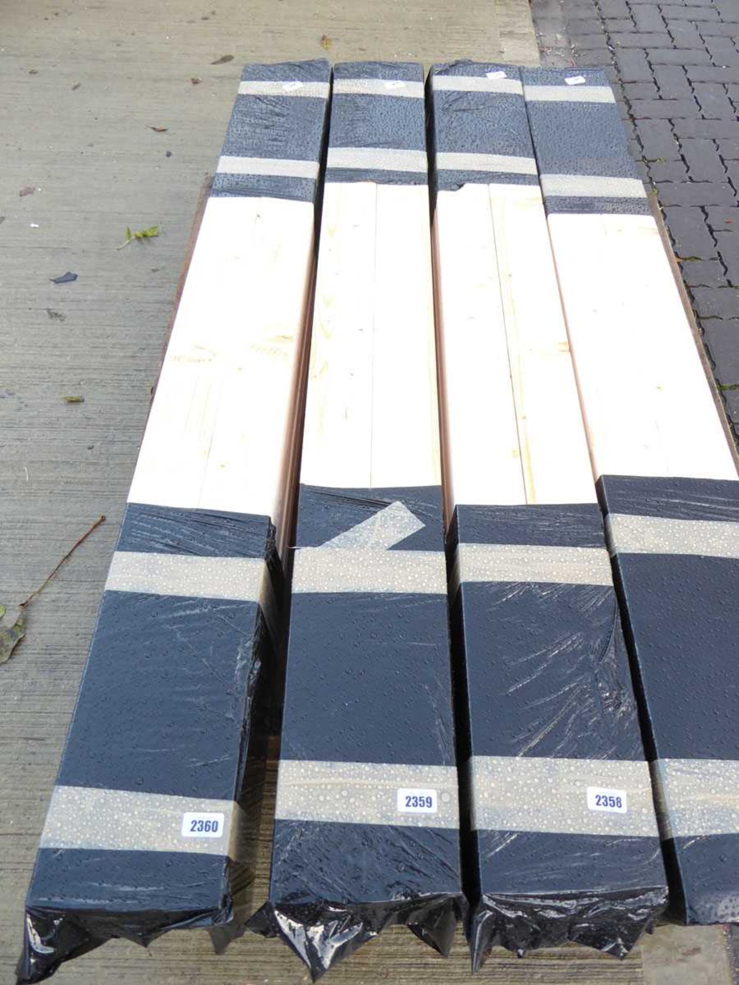 Bundle of 10 CLS timber lengths