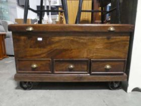 Modern hardwood mobile storage trunk with 3 drawers