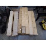 Pallet containing approx 33 lenghts of wood (2 different size lengths)