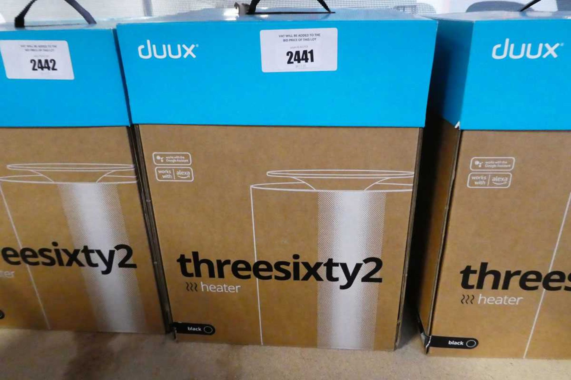 +VAT Boxed Duux Threesixty 2 heater in black