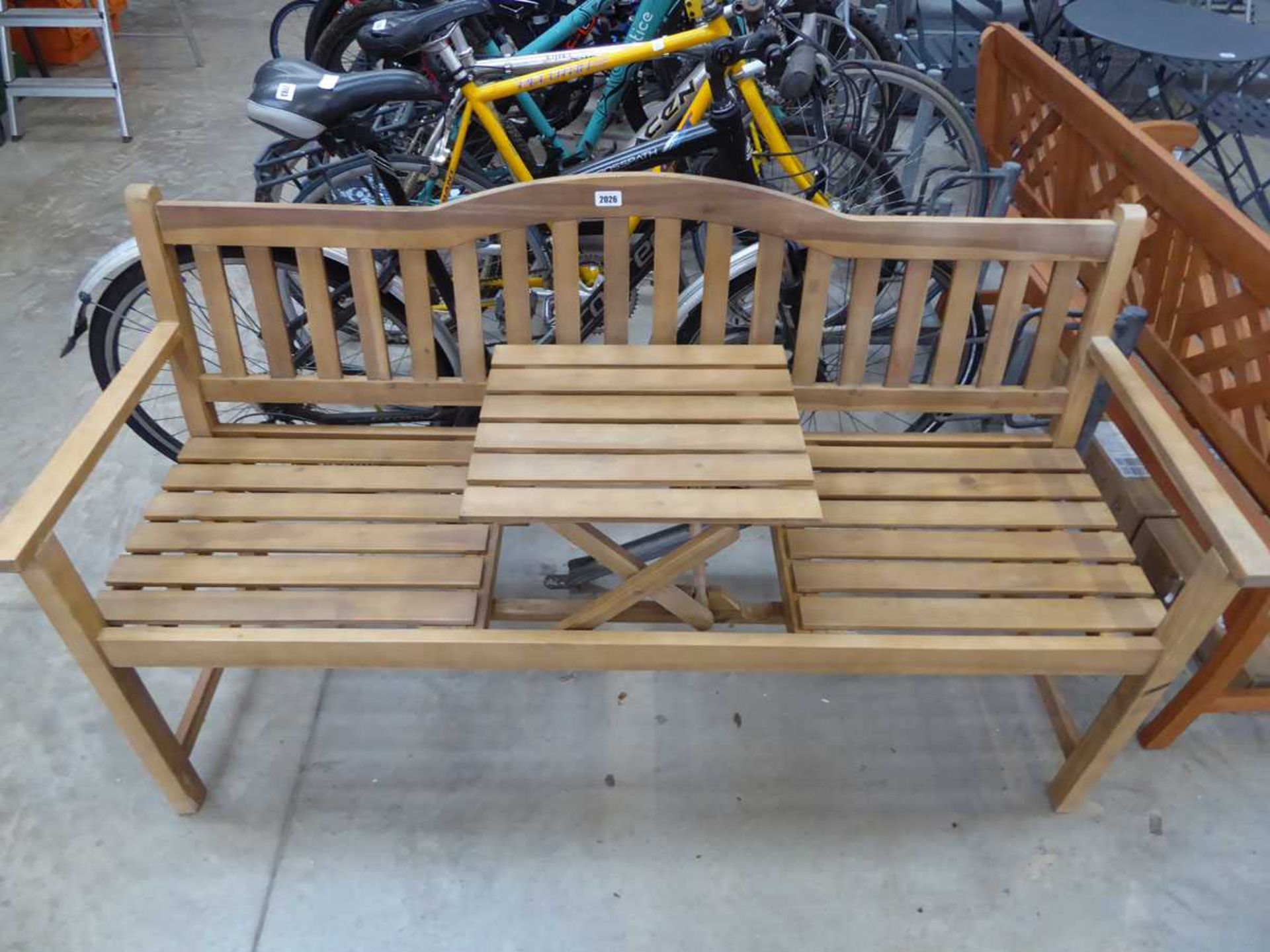 Wooden slatted 3 seater garden bench with lift top table insert