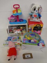 +VAT Melissa & Doug wooden ice cream counter, Hetty Hoover, Lamaze soothing heart panda, Peppa