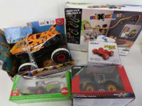 +VAT Selection of cars incl. Flex Stream discovery set, Monster Trucks Hot Wheels remote control