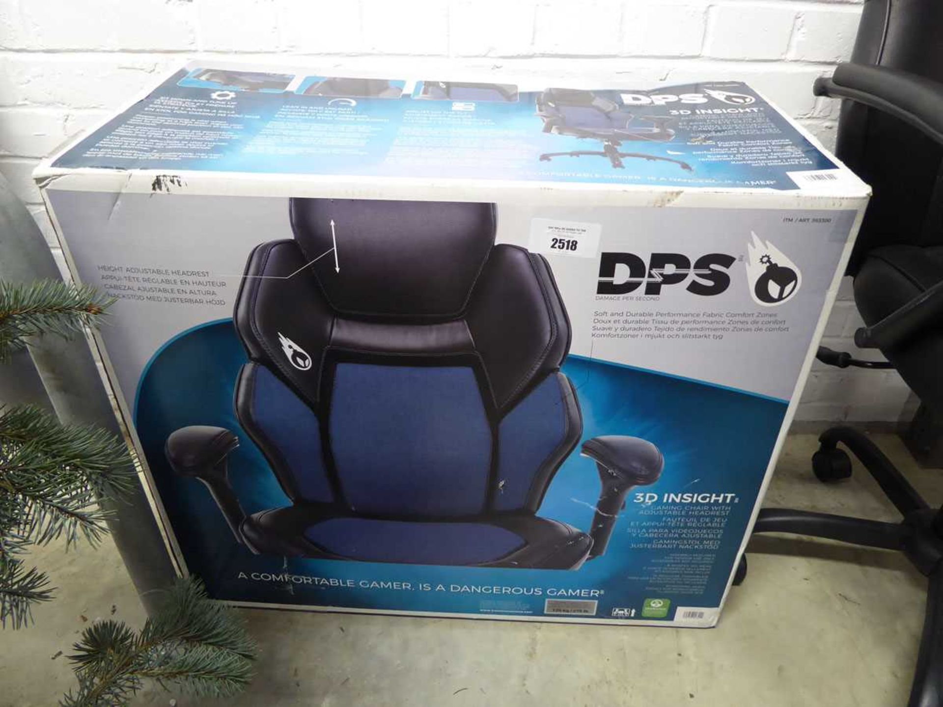 +VAT Boxed gaming chair on 5 star base