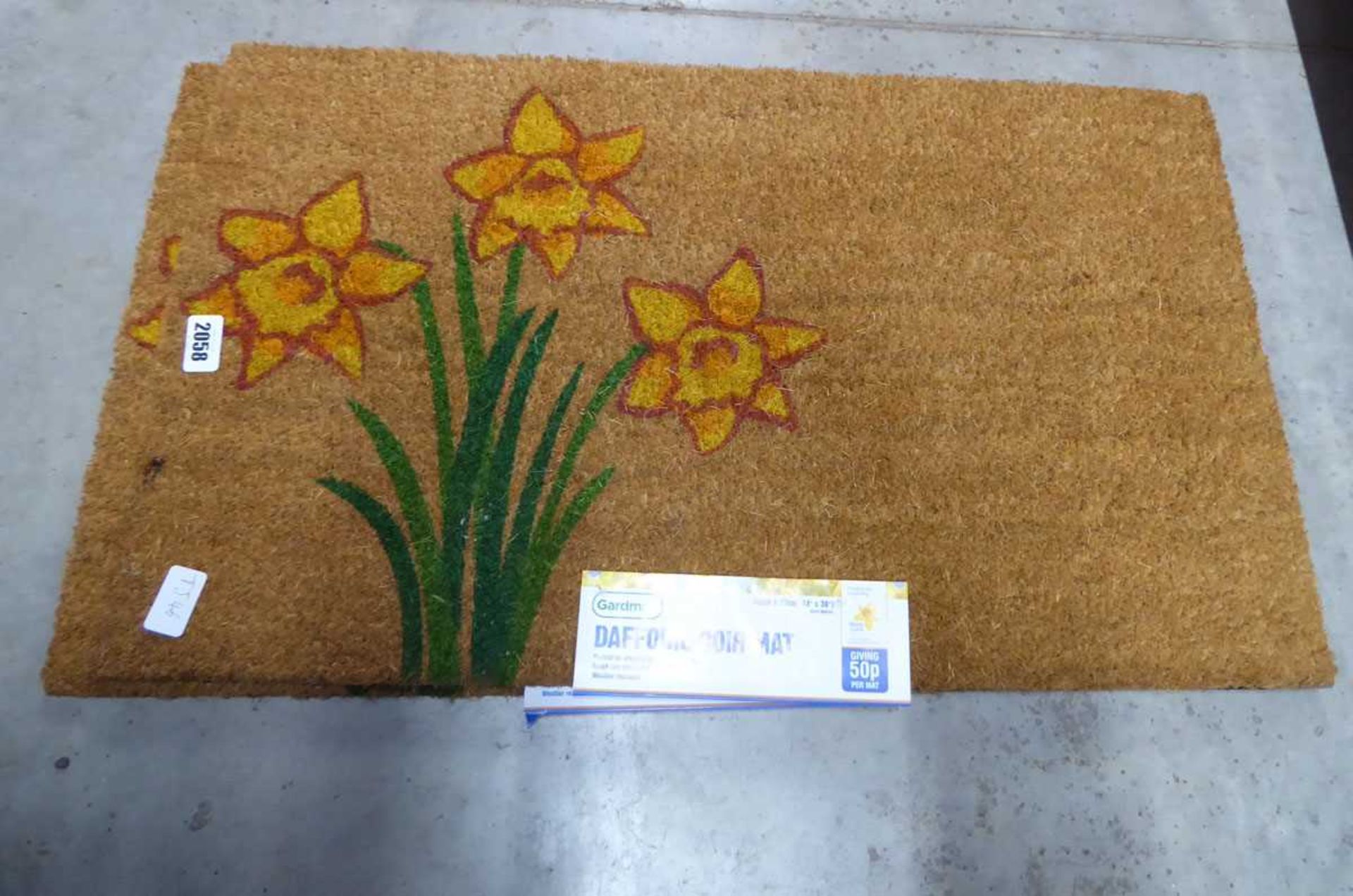 2 daffodil coir mats