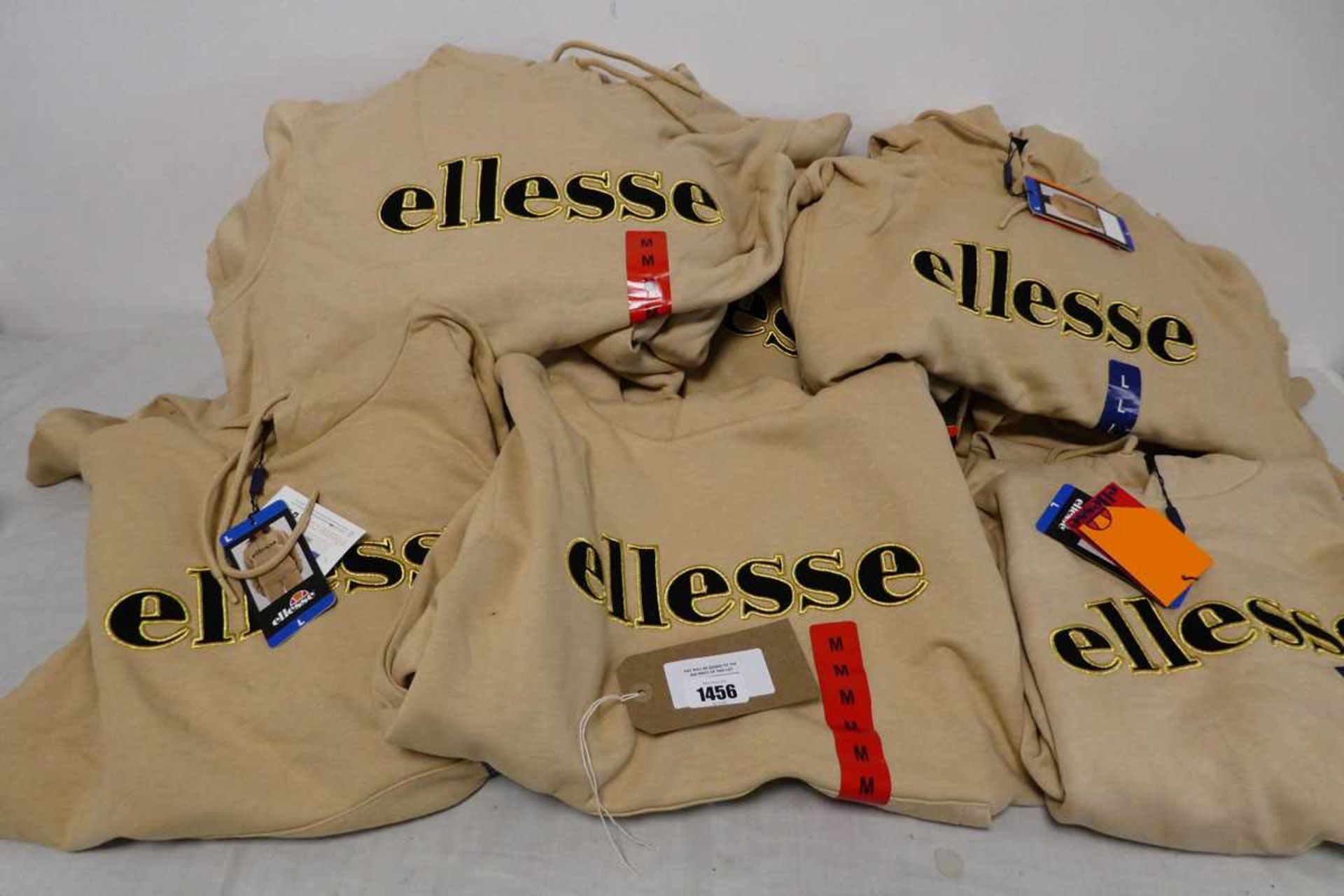 +VAT Approx. 15 womens Ellesse hooded jumpers