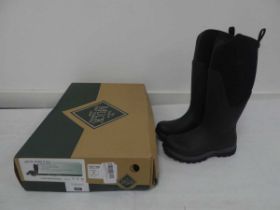 +VAT Boxed pair of The Original Muck Boot Company arctic sport II tall boots in black size UK5