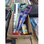 Crate of mixed tooling incl. saws, tape measures, etc.