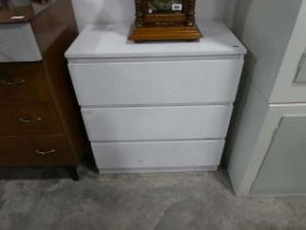 Modern white chest of 3 drawers