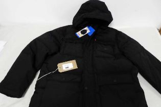 +VAT Mens Levi's coat in black (size L)