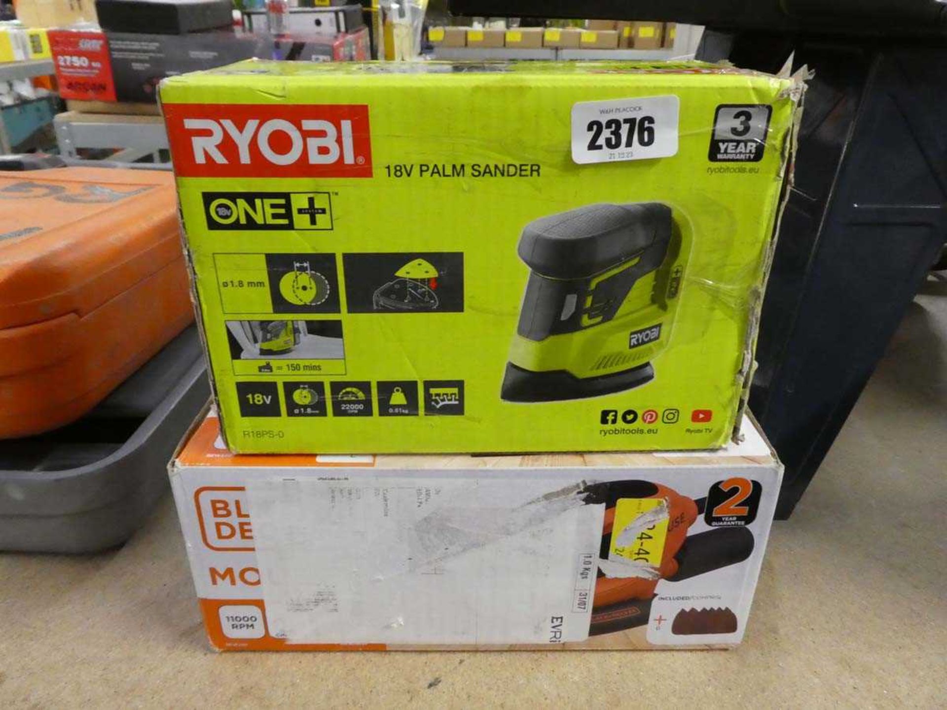 Ryobi 18V palm sander with Black & Decker electric mouse sander