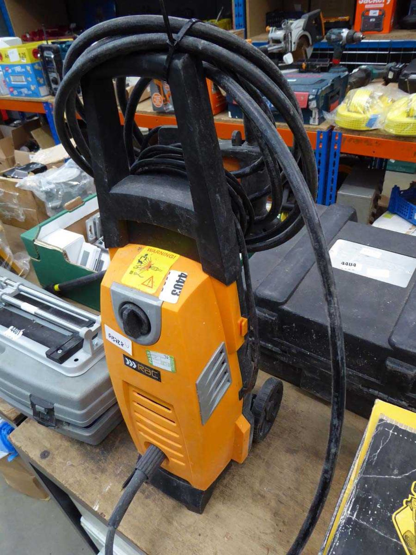 Small RAC pressure washer