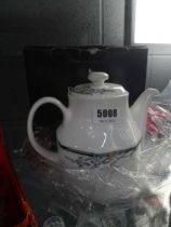 Royal Doulton tea pot