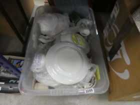 Mixed group of china to include collectors plates, side plates, dinner plates, cups and saucers