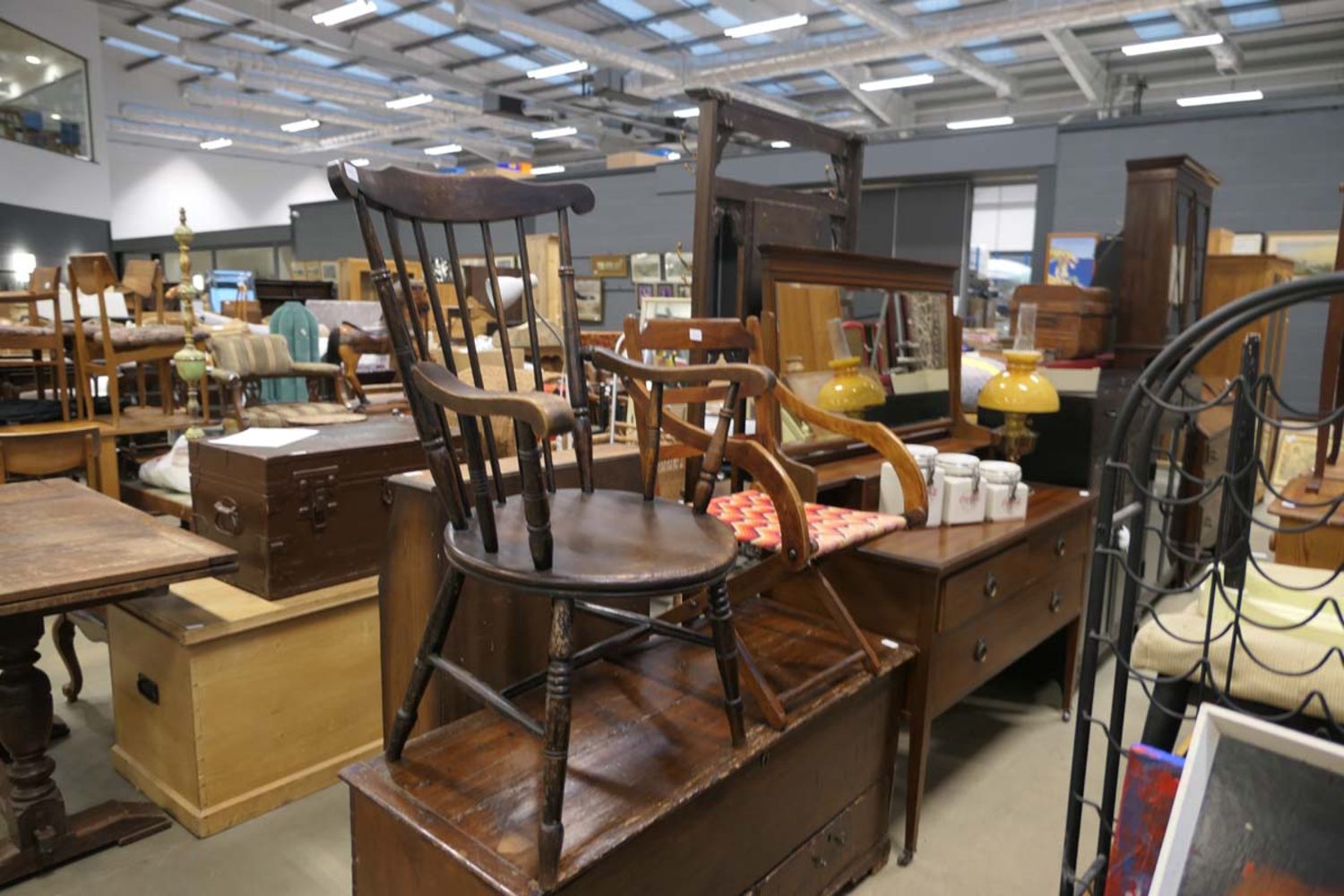 Saleroom 5 Weekly Furniture & Effects